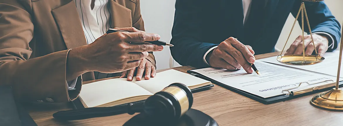 Comment choisir un avocat